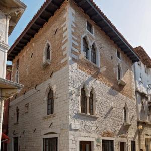 ZUCCATO GALLERY